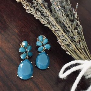Elegant blue earrings